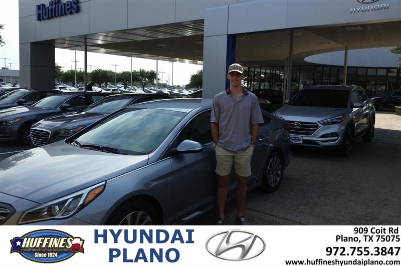 Review image from Brett Young
