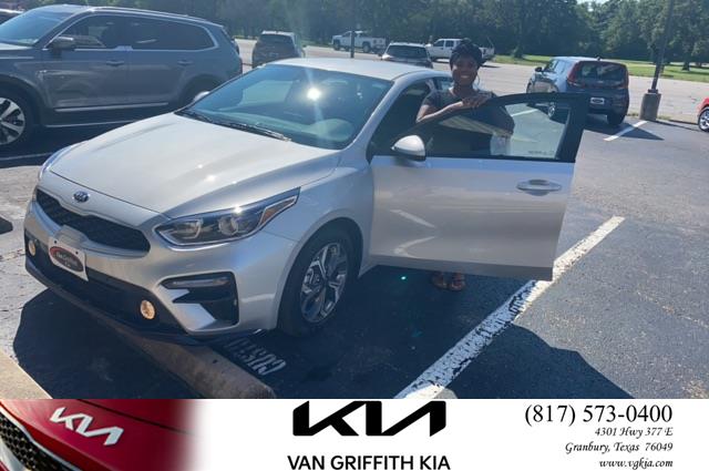 Review image from Kiara Noel