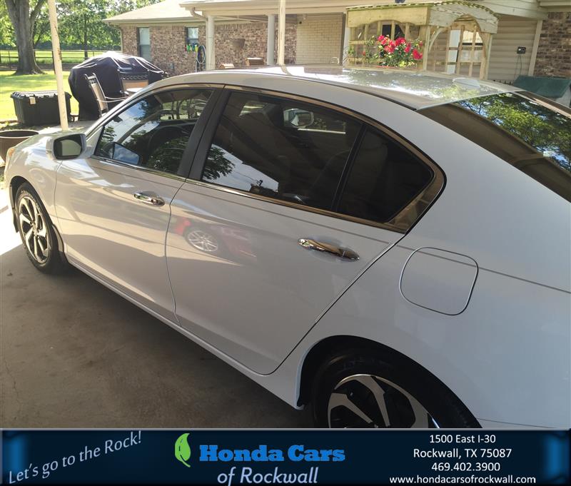 What are some services of Honda Cars of Rockwall?