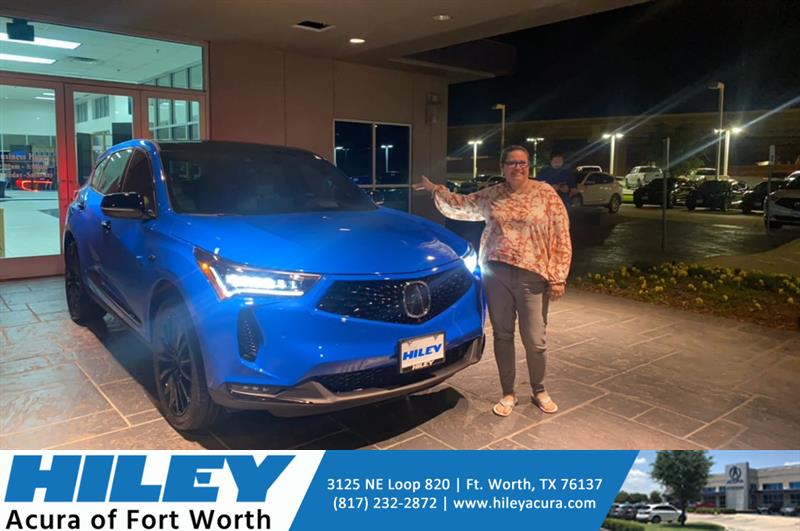 Review image from Elizabeth Hartmann