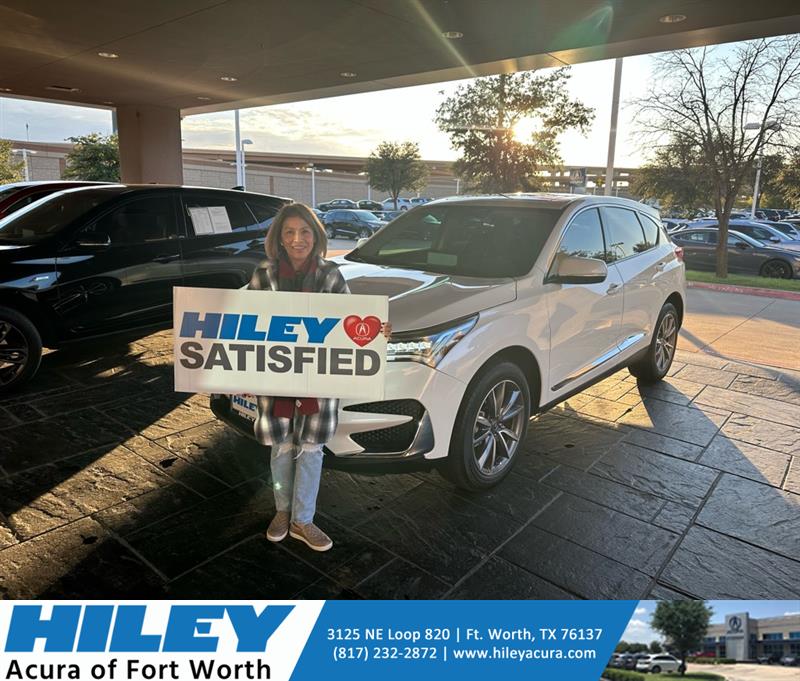Review image from Sandra Villarral